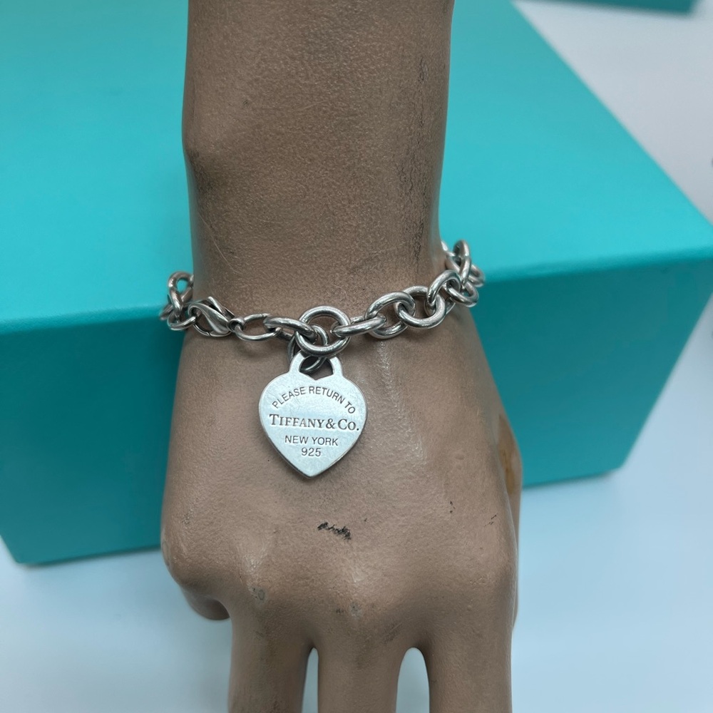 🔴Authentic TIFFANY & CO Silver RTT Blue Enamel Heart Charm Link Bracelet 🔴 - Picture 3 of 14